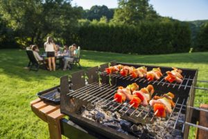 A Detailed Guide to Hosting Safe Summer Barbecues
